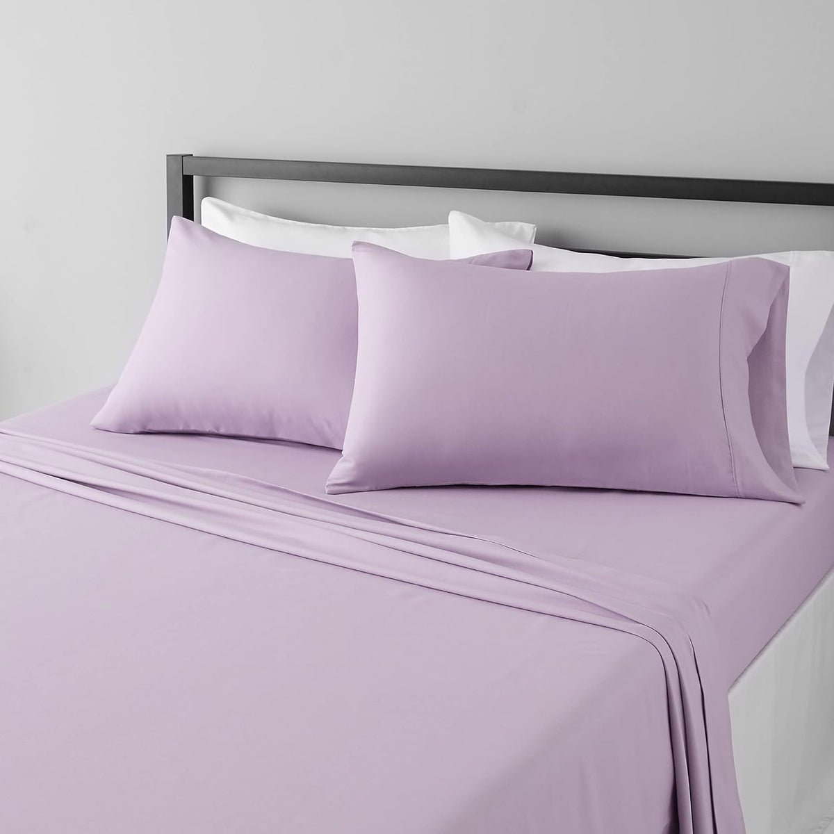 Amazon Basics Lightweight Super Soft Breathable Wrinkle-Resistant Microfiber 4-Piece Bed Sheet Set with 14-Inch Deep Pockets, Queen, Bright White, Solid
