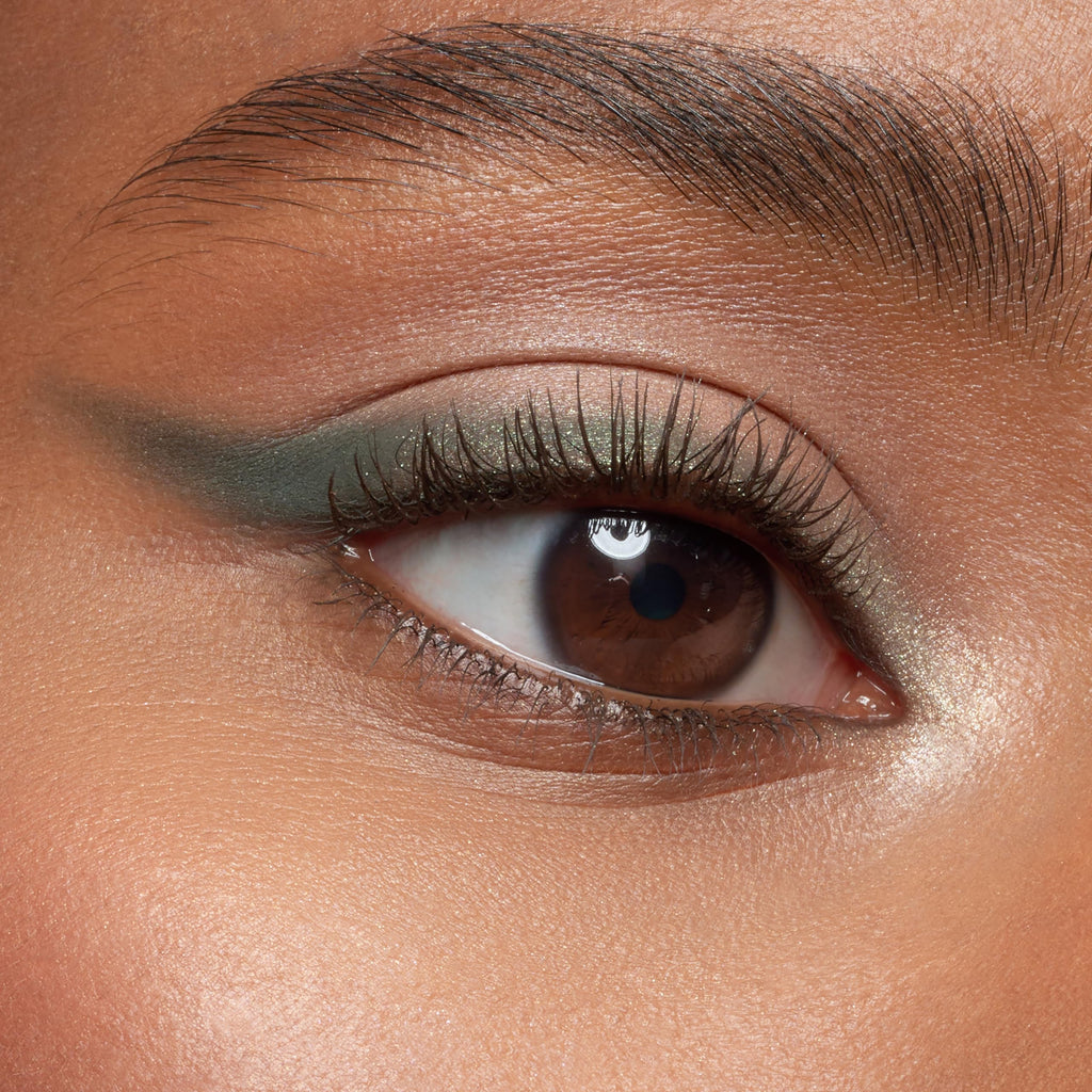 essence Lash Princess False Lash Effect Mascara, Black (Pack of 1) | Volumizing & Lengthening, Clump-Free Fiber Brush, Defines and Separates; Vegan, Cruelty Free, Paraben Free, Oil Free
