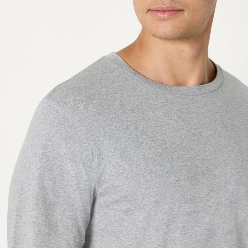 Amazon Essentials Men's Slim Fit Crewneck Undershirts, Pack of 6